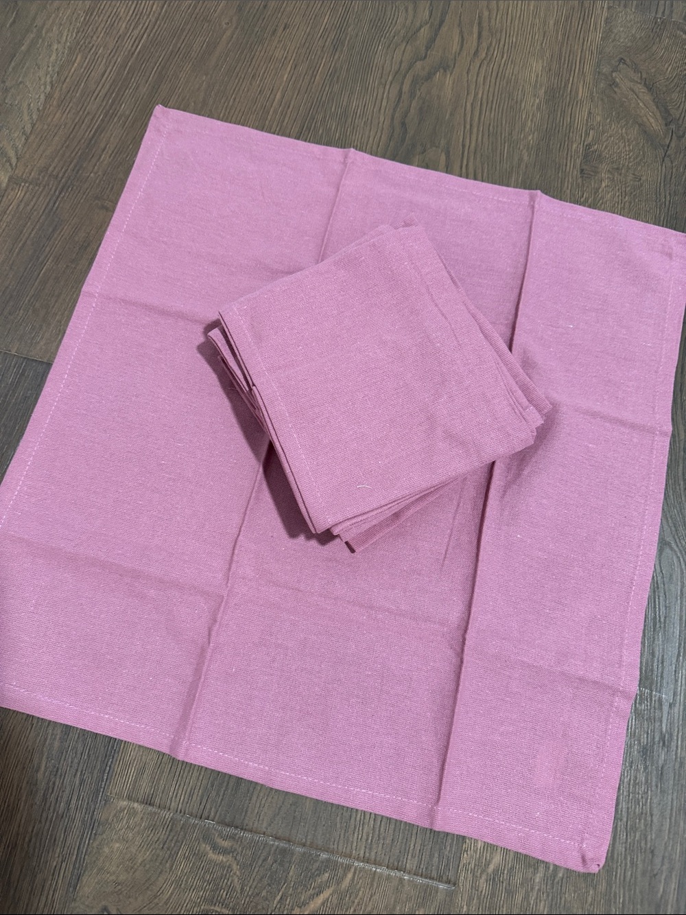Pink Linen-Texture Dining Napkins - Soft Everyday Set